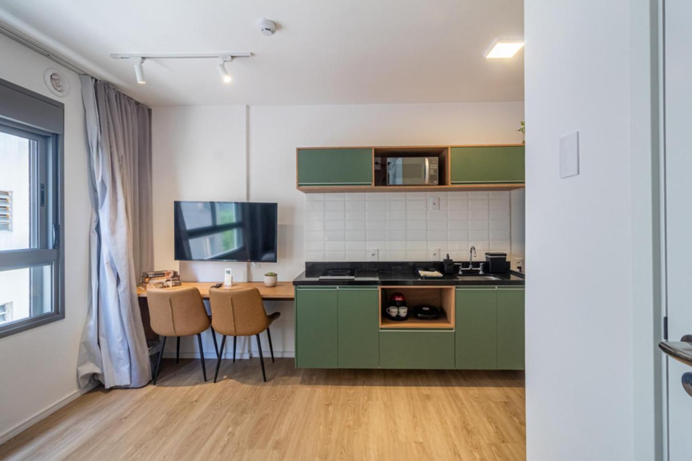 360 Athos Paraiso * São Paulo